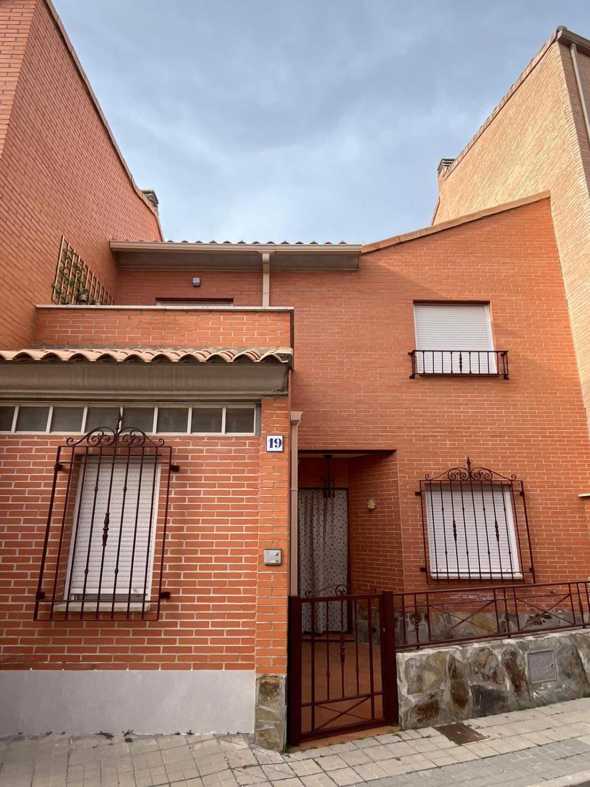 La Madriguera De Toledo Villa Bargas Bagian luar foto